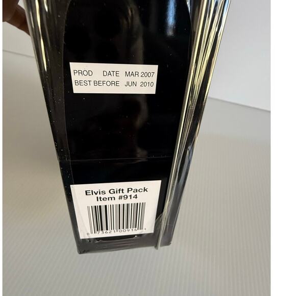 Elvis Presley Limited Edition PEZ Dispenser 3-Pack Collectible Set with Audio CD - Picture 5 of 9